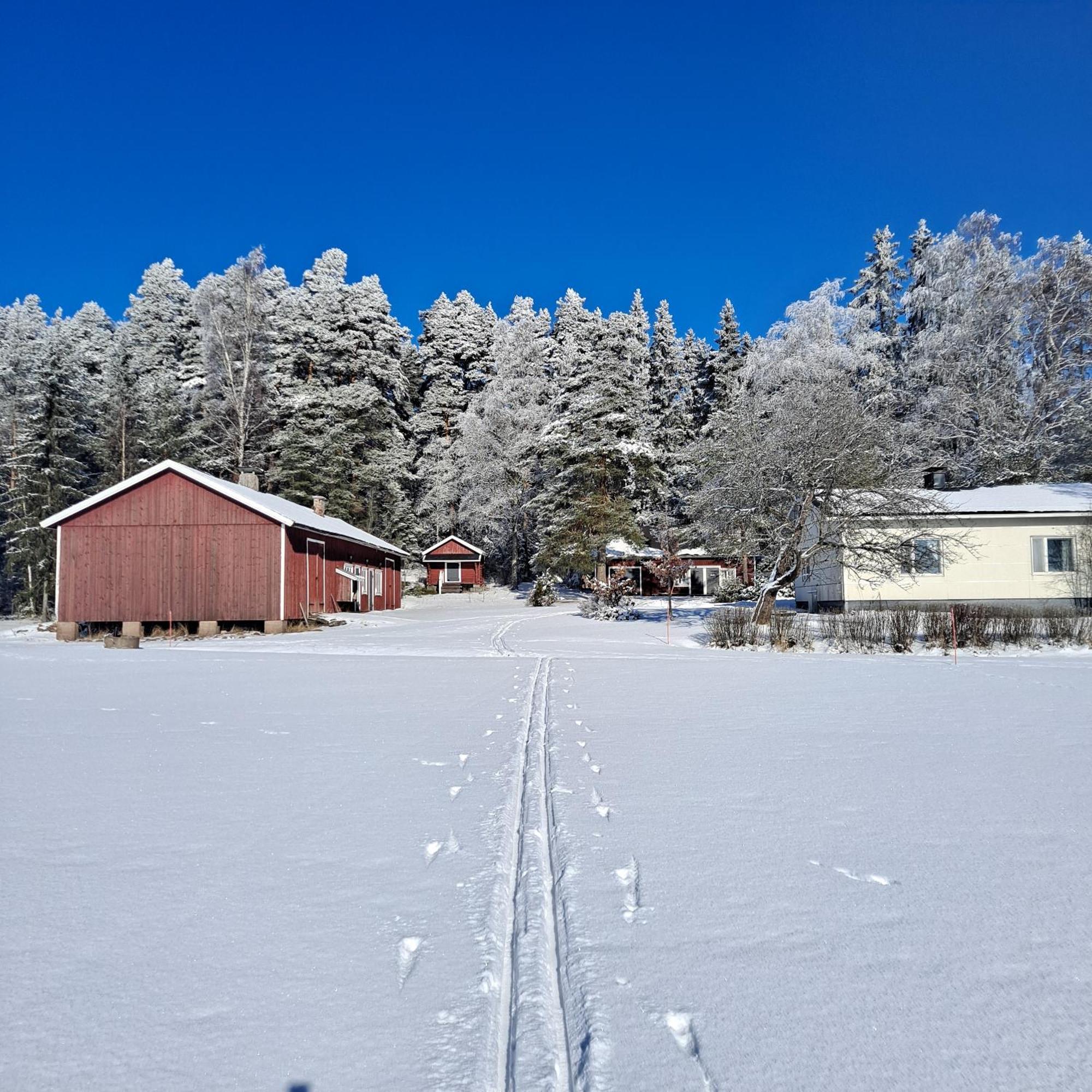 Levomaeki Farm Cottages Ypaja Room photo